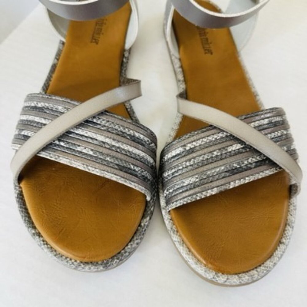 Olivia Miller Women Sandals Kailey Pewter Snakeskin Style Buckle Flats Size 11 - Picture 2 of 16